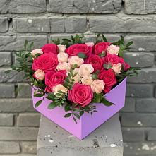 Цветочная композиция из Розы в коробке в Старобалтачево