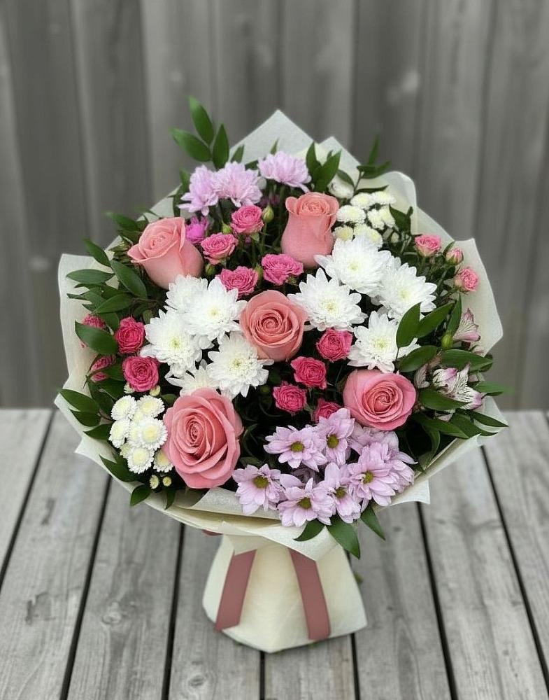 Букет цветов из: Альстромерии, Гвоздики, Розы и Хризантемы в Старобалтачево
