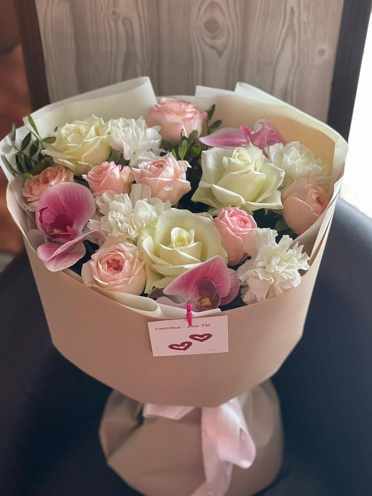 Букет цветов из: Орхидеи, Розы и Гвоздики в Старобалтачево