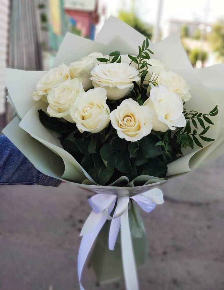 Букет Белые розы Проуд в Старобалтачево