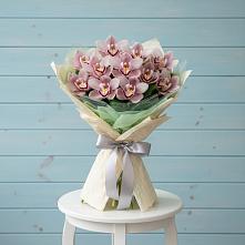 Букет цветов из:  Орхидеи и Розы #REPLACE_PRED# Старобалтачево