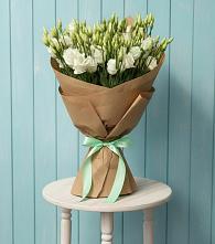 Букет цветов из:  Лизиантусы в Старобалтачево