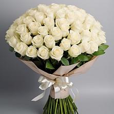 Букет 101 беля роза Белоснежка в Старобалтачево