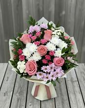 Букет цветов из:  Альстромерии, Гвоздики, Розы и Хризантемы в Старобалтачево
