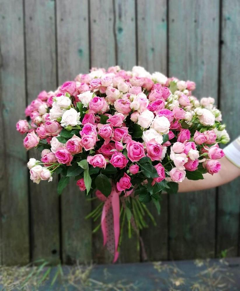 Букет Розовые кустовые розы Натали и Лав Лидия в Старобалтачево