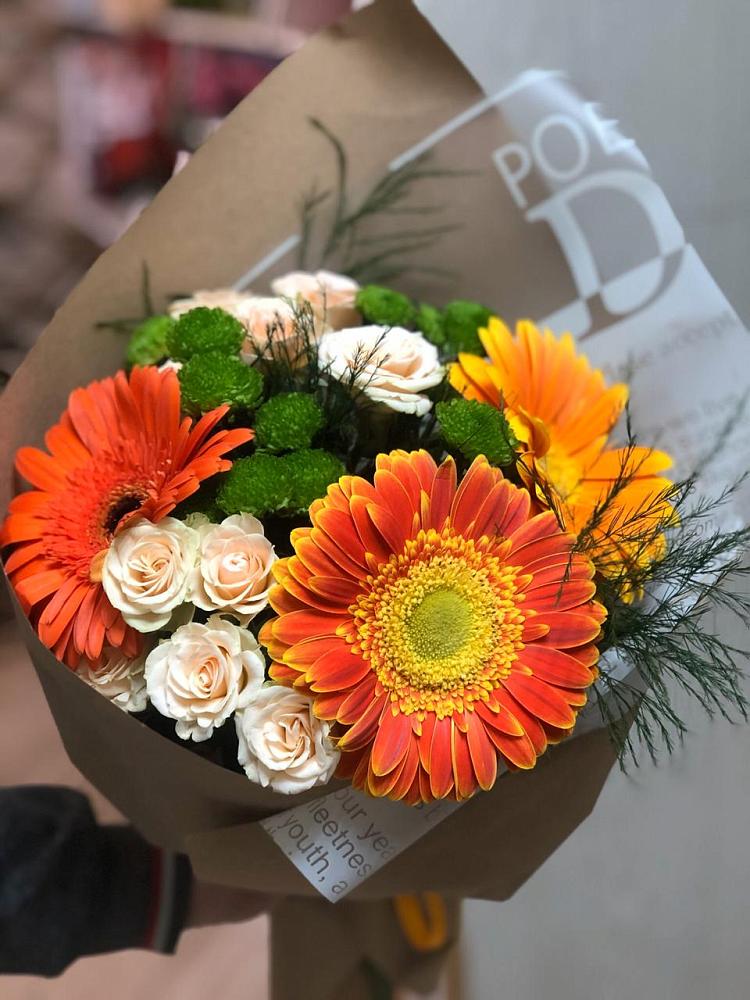 Букет цветов из: Герберы, Хризантемы и Розы в Старобалтачево